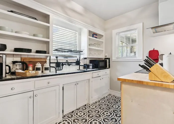 Holiday home Is Your Away From In The Heart Of Fortworth *