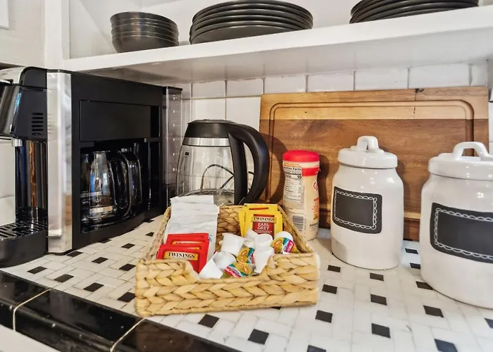 Is Your Away From In The Heart Of Fortworth Holiday home *
